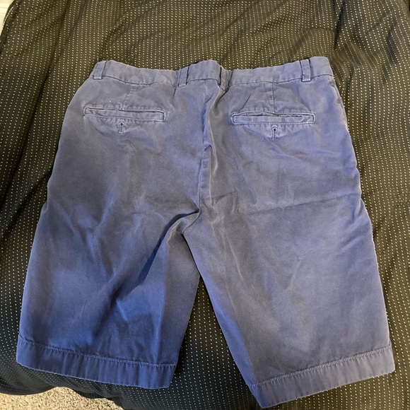 Brooks Brothers shorts 33W - 9in inseam - Picture 1 of 3